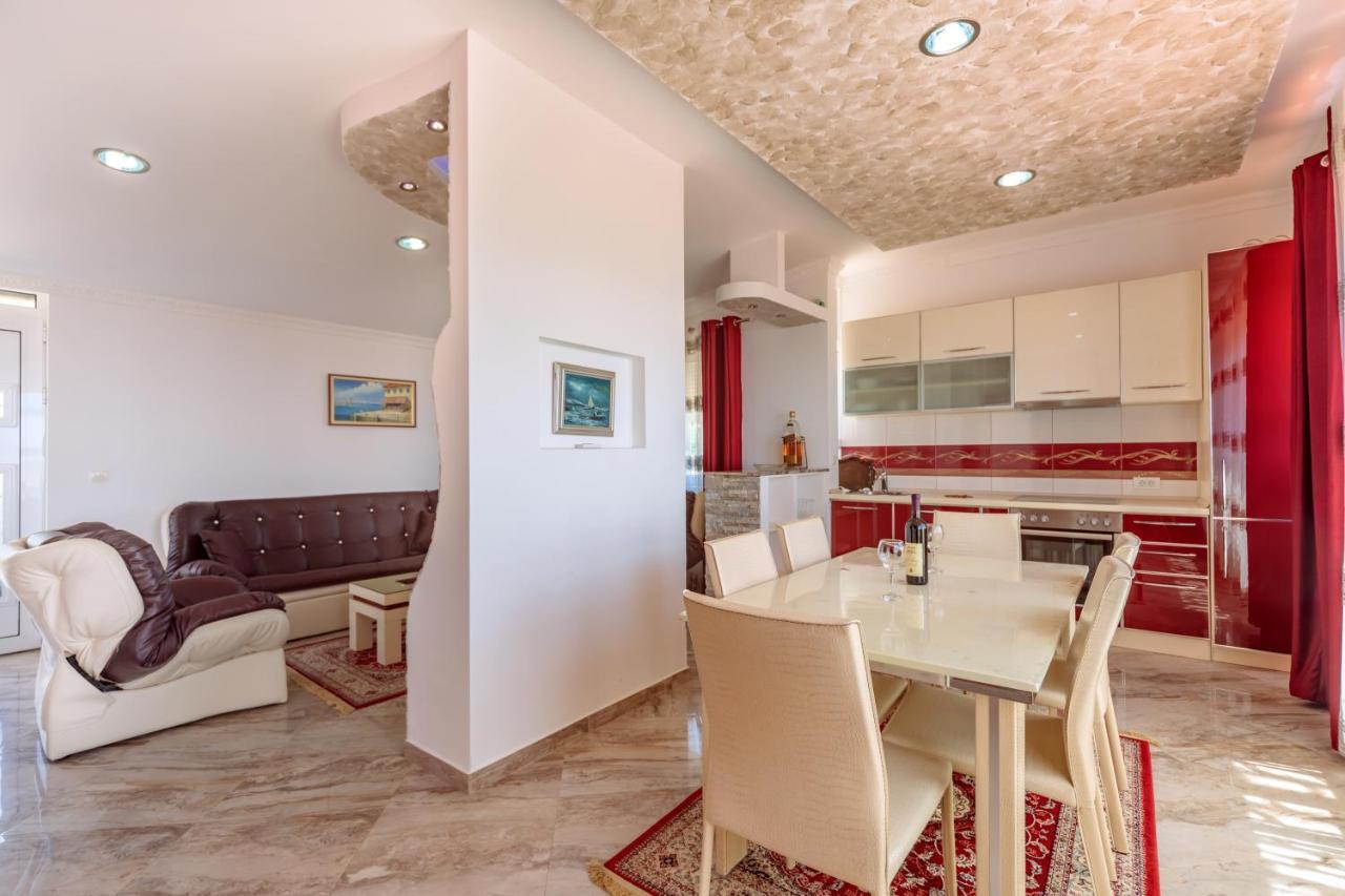 Ani Apartmani Dobra Voda Buitenkant foto
