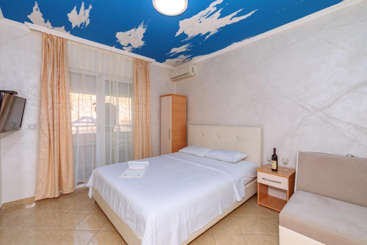 Ani Apartmani Dobra Voda Buitenkant foto